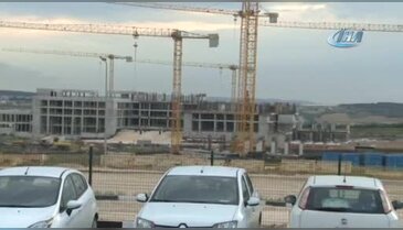 Bakan Müezzinoğlu Bursa'da konuştu: "Üçüncü boğaz köprüsü gibi bir projeyi ne Almanya'da ne de Avrupa'da son 10 yılda göremezsiniz"