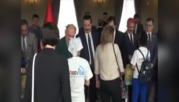 Bursa'da Bakan Müezzinoğlu ve Çelik'ten bayramda birlik mesajı