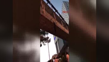 Bonzai içen kız, üst geçitten atlamak istedi