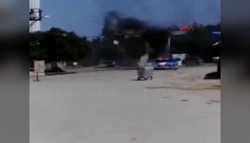 Ünlü rallicinin aracı yandı