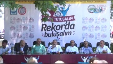 Bursa'da dünyanın en büyük horon halkası rekor denemesi yapılacak