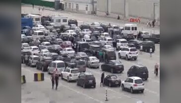 Akın akın Türkiye'ye geliyorlar
