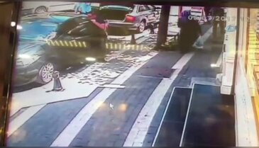5 kilo altını böyle çaldılar