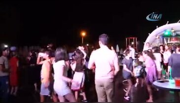 İranlı turistler ilçeyi karıştırdı! Dansçı kızlarla sabaha kadar...