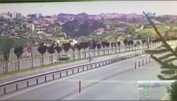Film sahnesi gibi kaza kamerada