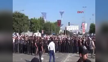 CHP lideri Kılıçdaroğlu'na etten duvar