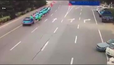 Acemi kadın sürücü öğrencileri ezdi: 1 ölü, 2 yaralı