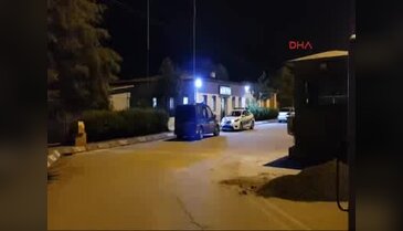 Otobüsteki Türk Bayrağını indirmek isteyen yolcuya gözaltı