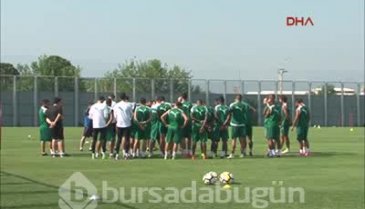 Bursaspor teknik direktörü Paul Le Guen: "İşinizden zevk alın"