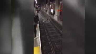 İstanbul'da metroyu su bastı!