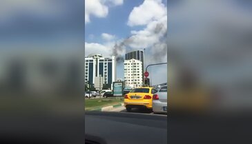 Bursa'daki AVM'de yangın!