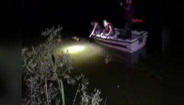 Bursa'daki düğünden dönen otomobil nehre uçtu: 3 ölü