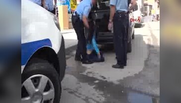 Konya'da kaza yapan genç kız krize girdi