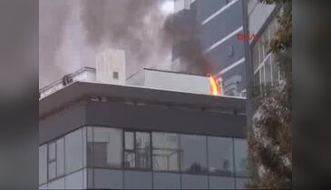 İstanbul'da otel yangını!