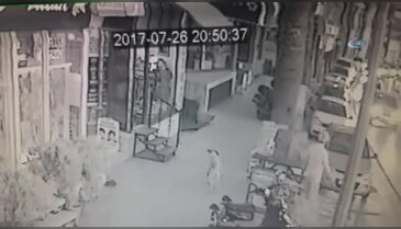 5. kattan otomobilin üzerine böyle düştü