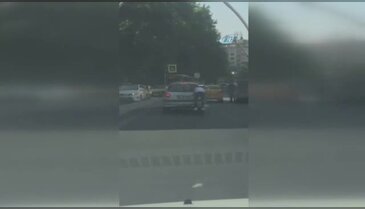 Patenci gençlerden trafikte tehlikeli oyun