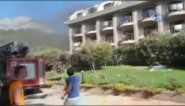 Antalya'da lüks otelde yangın