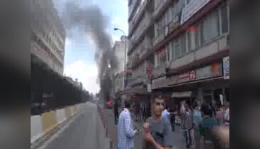 Adliye önünde aracını ateşe verdi