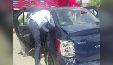 Kaza yapan düğün konvoyuna ilk müdahale CHP'li vekillerden