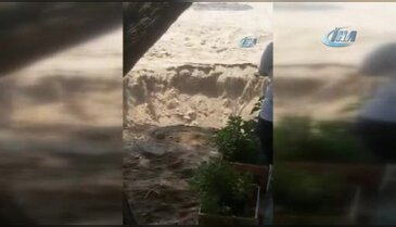 Bodrum'da halk plajında çukur açıldı