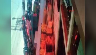 Fedakar baba oğlunu korumaya çalışırken can verdi