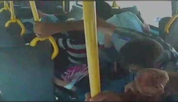 11 kişinin yaralandığı kaza kamerada