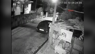 Alkol alıp imamın evine ateş açtılar