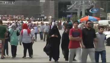 Arap turistler Bursa Uludağ'a akın etti