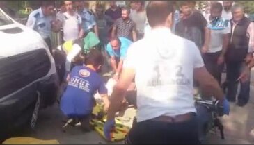 Bursa'da kamyonet ile motosiklet çarpıştı: 2 yaralı