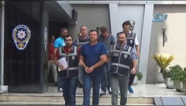 Bursa'da ikiz çeklerle yarım milyon dolandırdılar