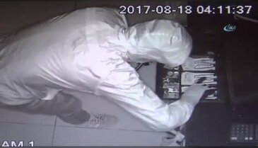 3 günde 10 iş yerini soyan hırsızlar kamerada