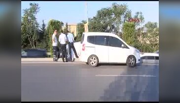 Yol kenarında ölü bulundu