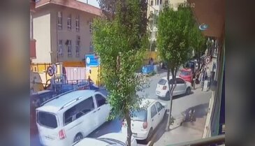 Fren yerine gaza bastı, faciadan dönüldü