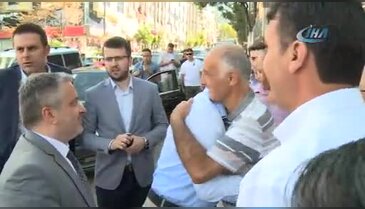 Çavuşoğlu, Bursa'da esnafla bayramlaştı