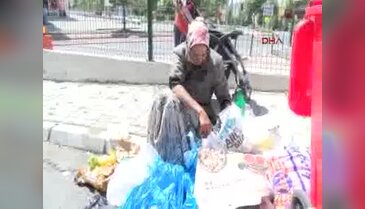 Görenlerin yüreğini burktu: Kızıyla birlikte...