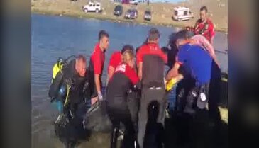 Bursa'da boğulma tehlikesi geçiren çocuğu kurtarırken boğuldu