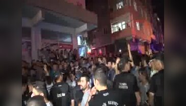Mahalleli ile Suriyeliler arasında tehlikeli gerginlik