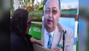 Bursa'nın 'Gazinocular Kralı' son yolculuğuna uğurladı
