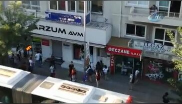 Liseliler İzmir'i birbirine kattı