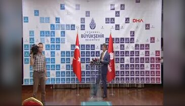 İstanbul Büyükşehir Belediye Başkanı Kadir Topbaş istifa etti