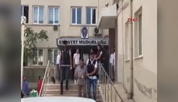 Bursa'da 3 kilo esrarla yakalandı adliyeye çocuğuyla götürüldü