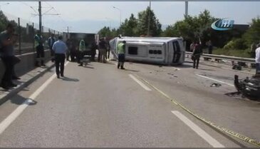 Bursa'da işçi minibüsü ile 2 otomobilin karıştığı kazada 15 yıl talebi!