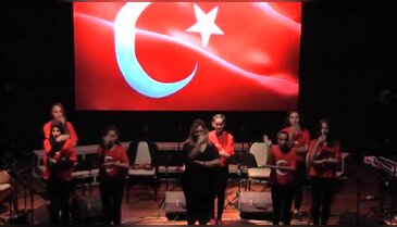 İşaret diliyle klip çeken gençler finali Bursa'da yaptı