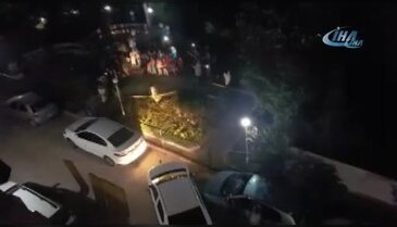 Bursa'da bıçaklanan öğretmene öğrencilerinden şarkılı destek!