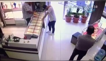 Bursa'da güpegündüz kuyumcuyu böyle soydu
