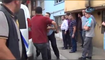 Bursa'da polise sopalı saldırı: 10 gözaltı