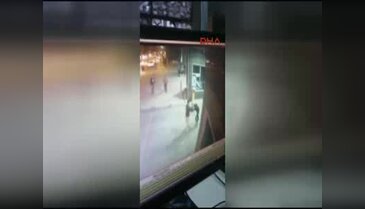 Marmara Üniversitesi'nde hareketli anlar! (Olay anı)