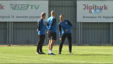 Bursaspor'da Emre Taşdemir sevinci yaşanıyor