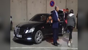 İş adamından sevgilisine kanlı infaz