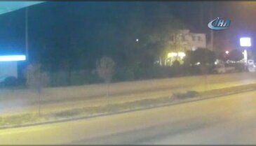 Bursa'da otomobil köftecinin bahçesine uçtu